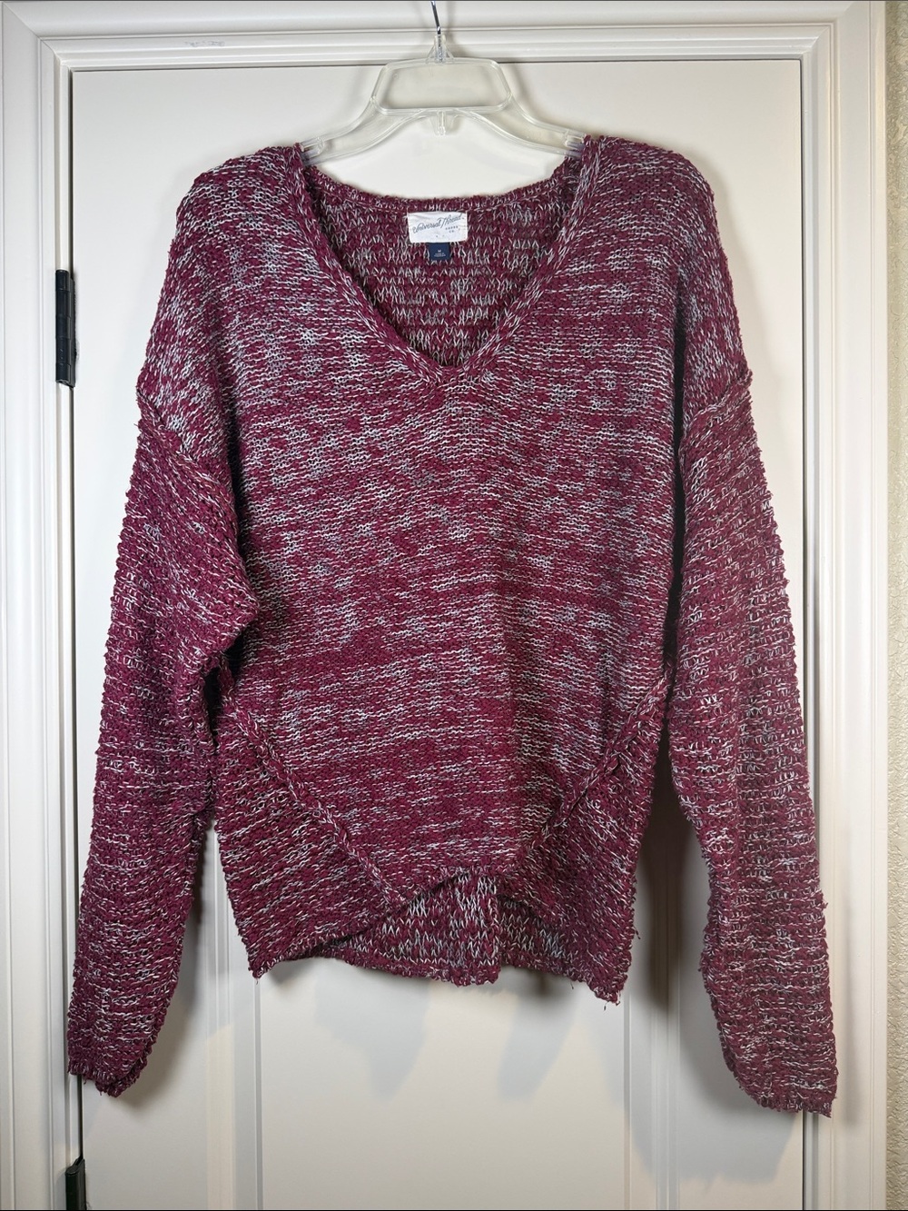 Universal Thread Marled V-Neck Sweater in Burgundy and White